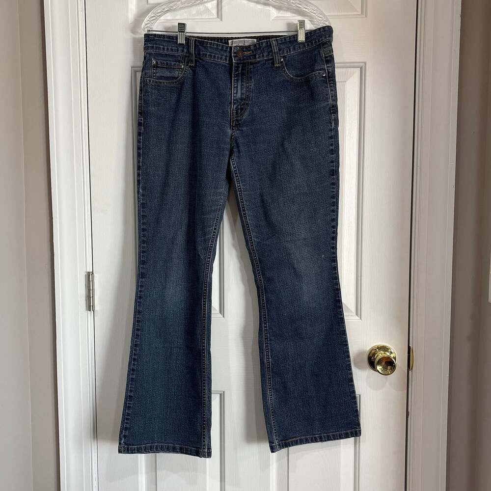 Signature Levi Strauss Juniors Womens Low Rise Bootcut Stretch Jeans SZ 13 Short